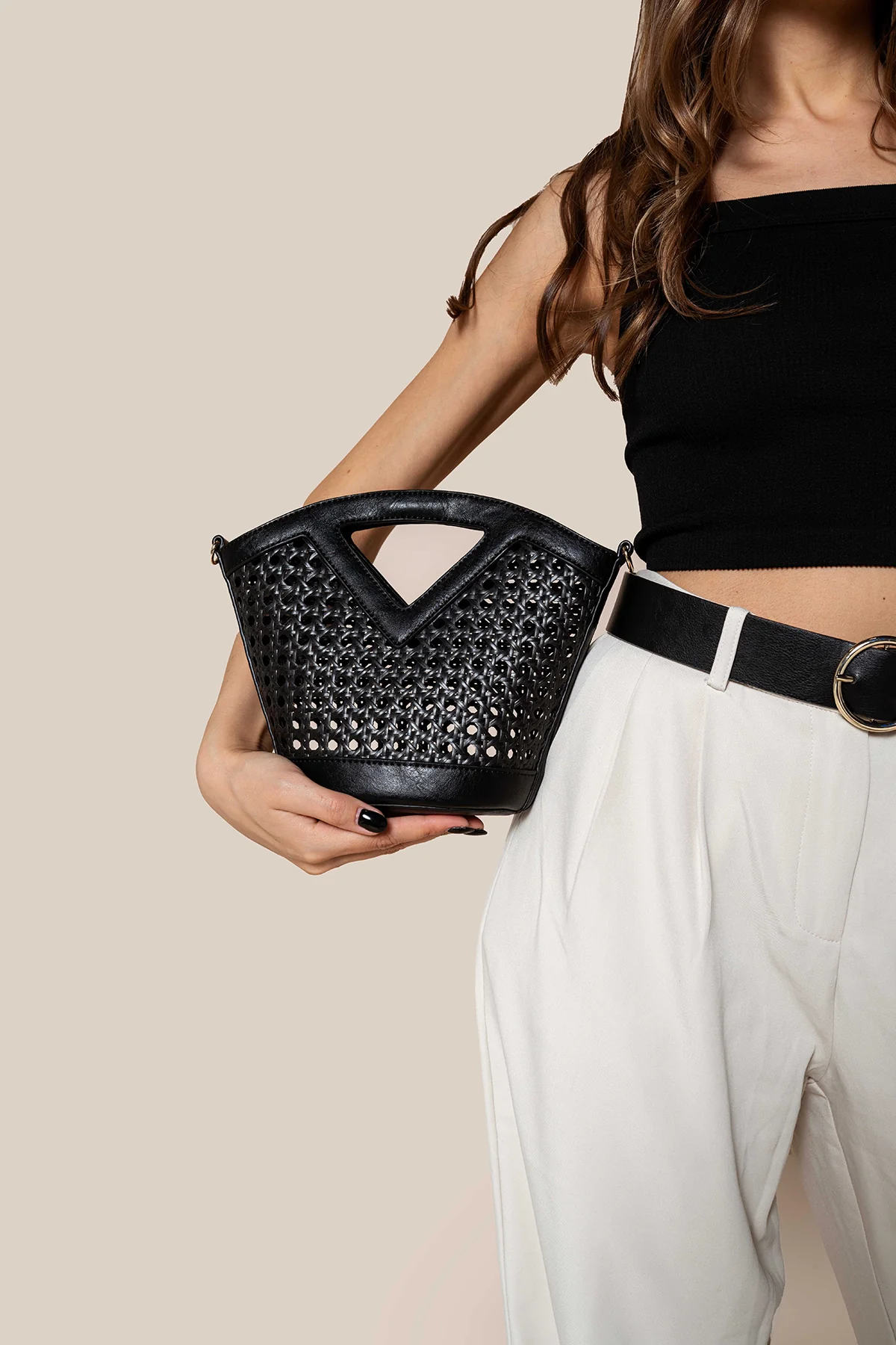 Ashlyn Vegan Rattan Bucket Bag - Image 4