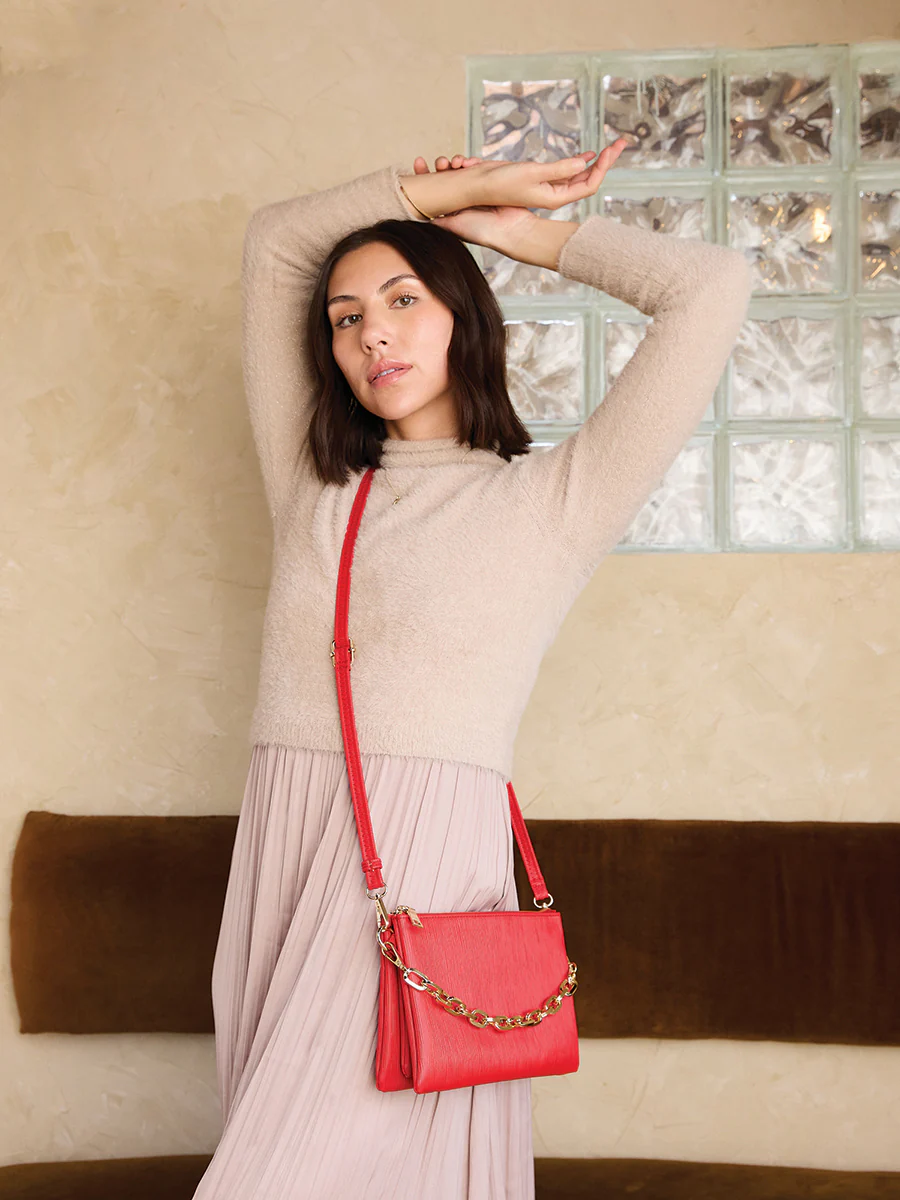 Izzy Vegan Textured Crossbody - Image 5